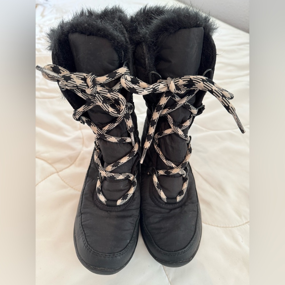 Sorel women’s snow boots